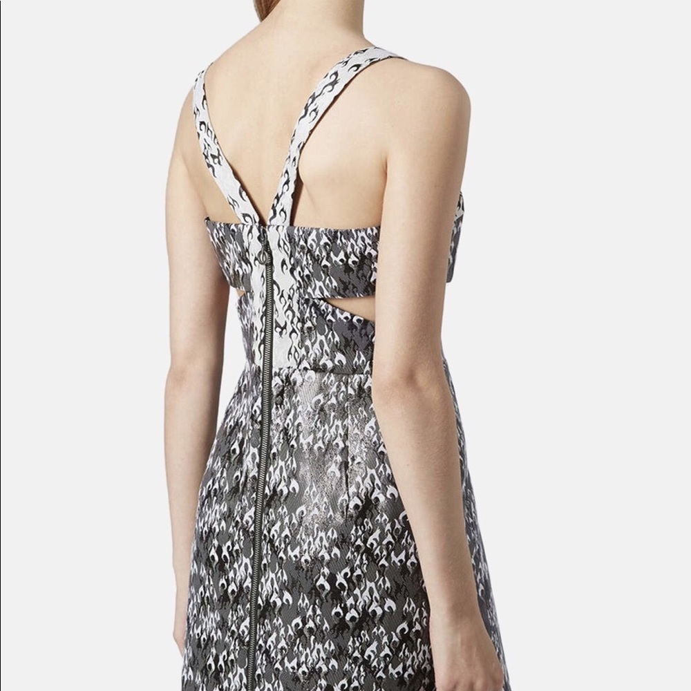 Topshop cut out dress 🖤 - Picture 5 of 8